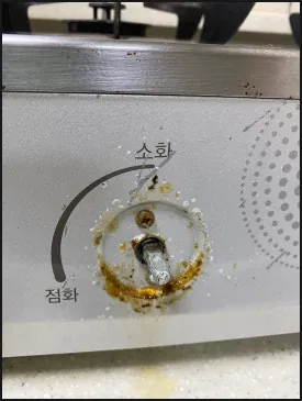 검단입주청소 마루 들뜸 방지하는 방법 8